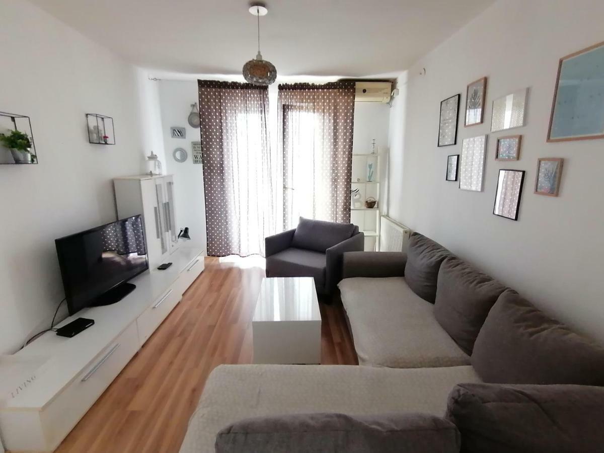 Apartments Bernarda, Jezera Εξωτερικό φωτογραφία